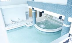 spa-piscina-hotel-maritim-roses-costa-brava